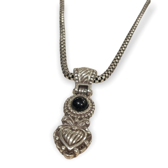 BRIGHTON silver Tone Snake Chain Black Onyx Heart Pendant Fashion Necklace - Picture 2 of 5